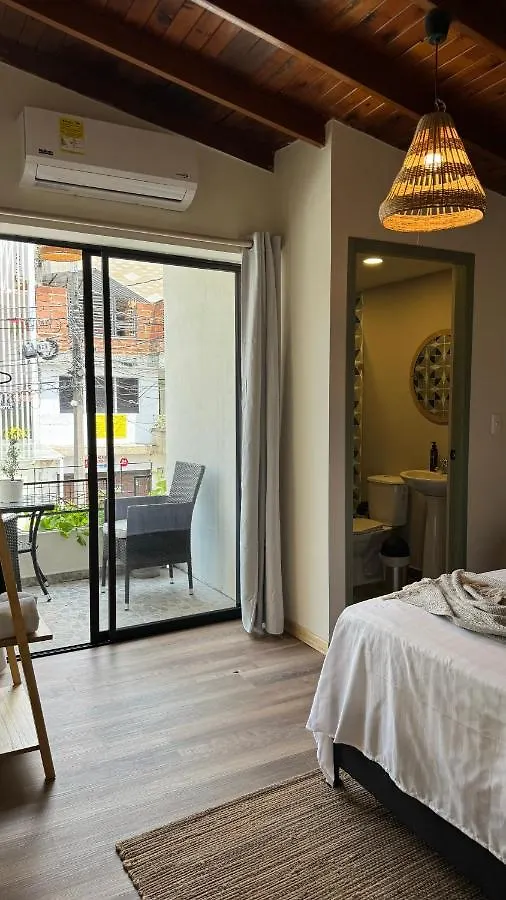 Luum Casa Hotel Manila Medellín Panzió