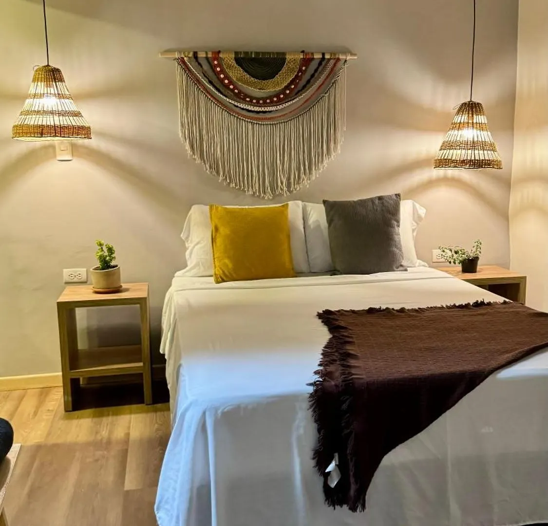 Panzió Luum Casa Hotel Manila Medellín