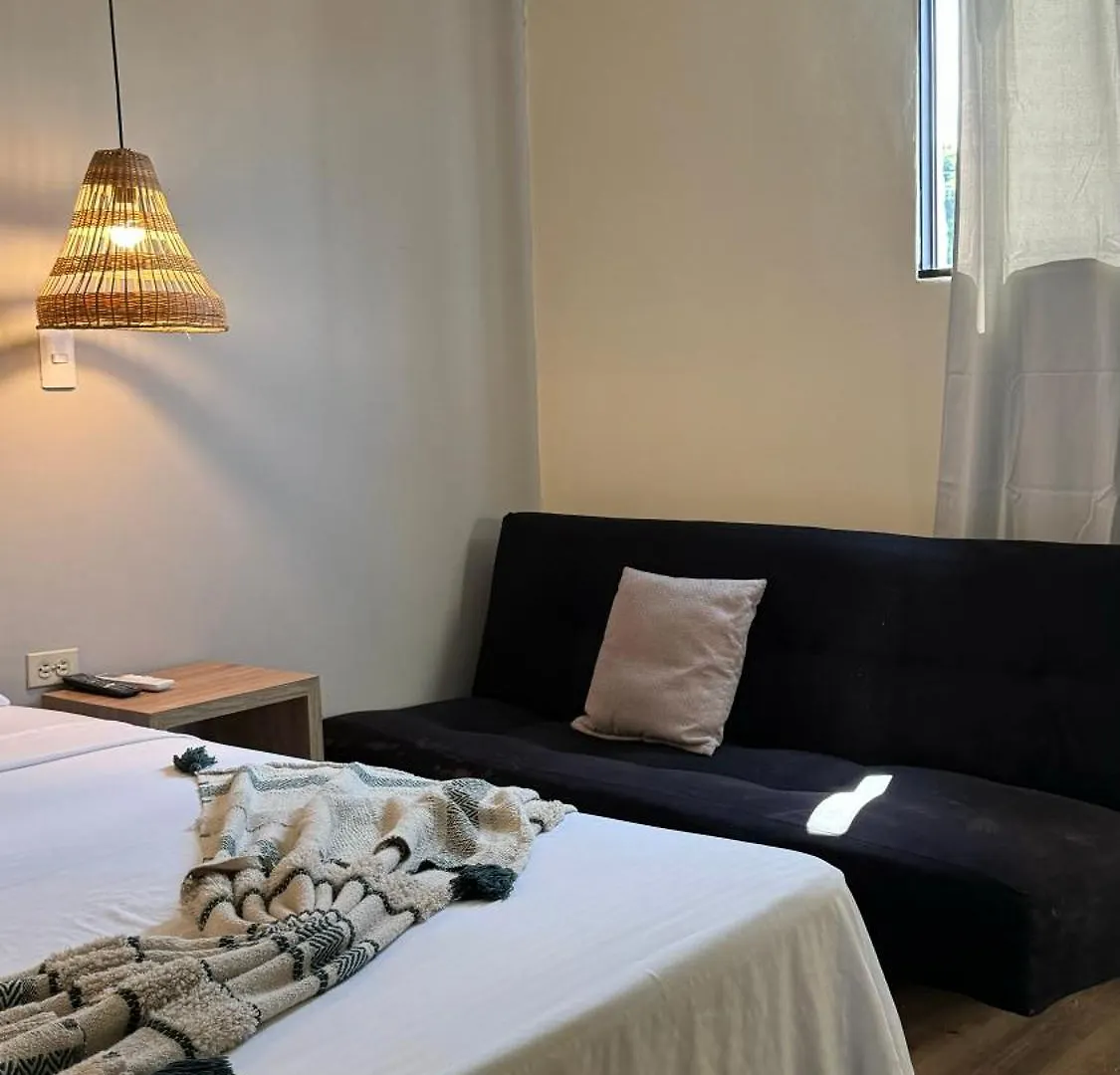 Luum Casa Hotel Manila Medellín